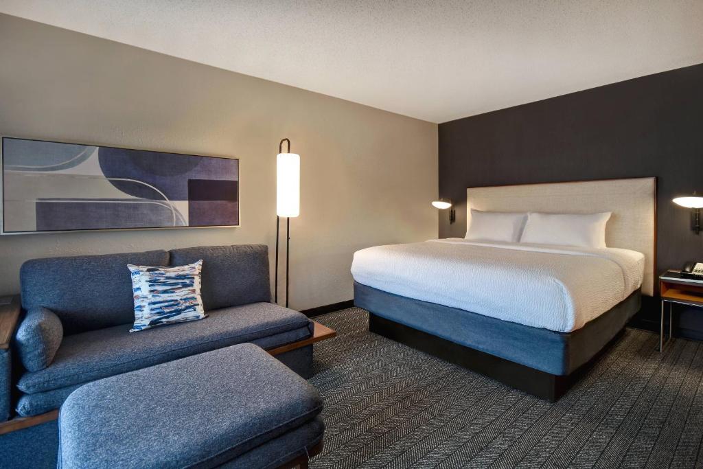 Courtyard by Marriott Cincinnati Airport